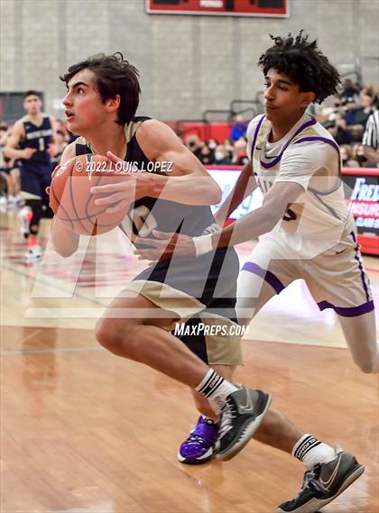 Thumbnail 2 in St. Augustine vs. Notre Dame (SO) photogallery.