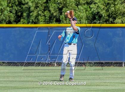 Thumbnail 1 in Pope vs. Walton (GHSA 6A Final - Game 1) photogallery.
