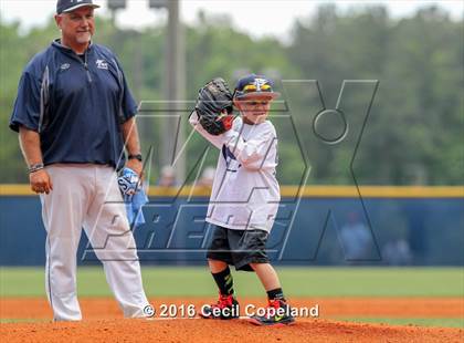 Thumbnail 3 in Pope vs. Walton (GHSA 6A Final - Game 1) photogallery.