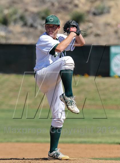 Thumbnail 1 in Oxnard @ Canyon photogallery.