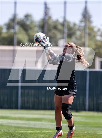 Thumbnail 3 in Stockdale @ Buchanan (CIF CS Semifinal) photogallery.