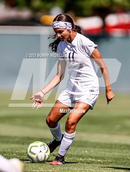 Thumbnail 3 in Stockdale @ Buchanan (CIF CS Semifinal) photogallery.