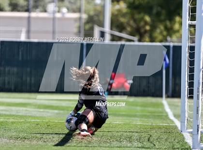 Thumbnail 2 in Stockdale @ Buchanan (CIF CS Semifinal) photogallery.
