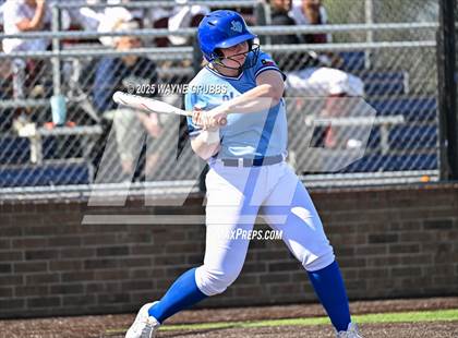 Thumbnail 2 in Hooks vs. Pine Tree (Hallsville Ladycat Classic) photogallery.
