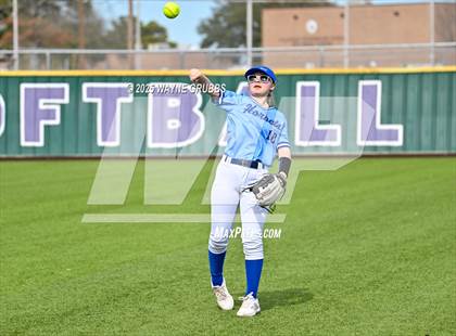 Thumbnail 3 in Hooks vs. Pine Tree (Hallsville Ladycat Classic) photogallery.