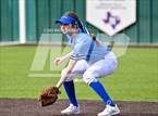 Photo from the gallery "Hooks vs. Pine Tree (Hallsville Ladycat Classic)"