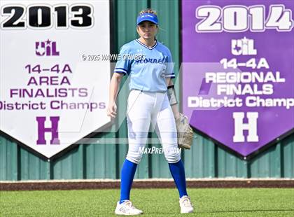 Thumbnail 3 in Hooks vs. Pine Tree (Hallsville Ladycat Classic) photogallery.