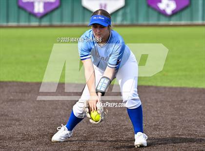 Thumbnail 2 in Hooks vs. Pine Tree (Hallsville Ladycat Classic) photogallery.