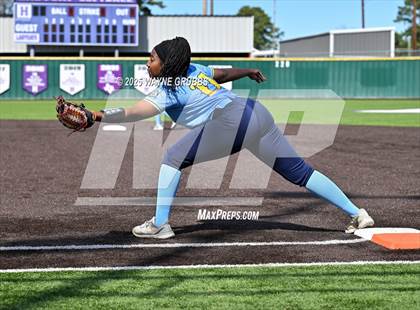 Thumbnail 3 in Hooks vs. Pine Tree (Hallsville Ladycat Classic) photogallery.