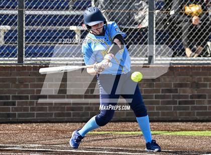 Thumbnail 2 in Hooks vs. Pine Tree (Hallsville Ladycat Classic) photogallery.