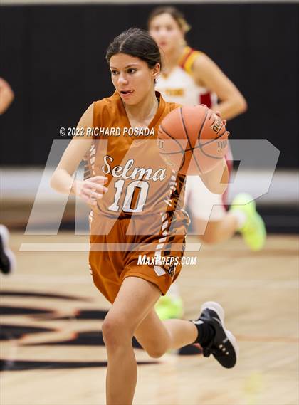 Thumbnail 2 in Tulare Union @ Selma photogallery.