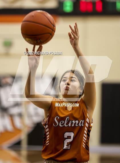 Thumbnail 3 in Tulare Union @ Selma photogallery.