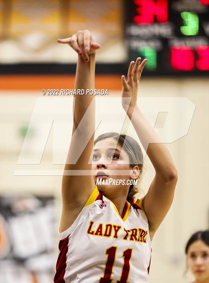 Thumbnail 1 in Tulare Union @ Selma photogallery.