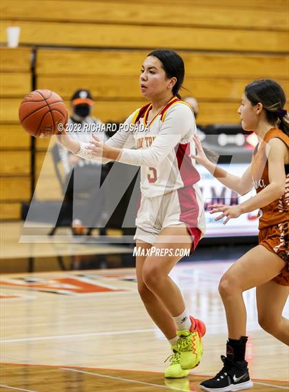 Thumbnail 3 in Tulare Union @ Selma photogallery.