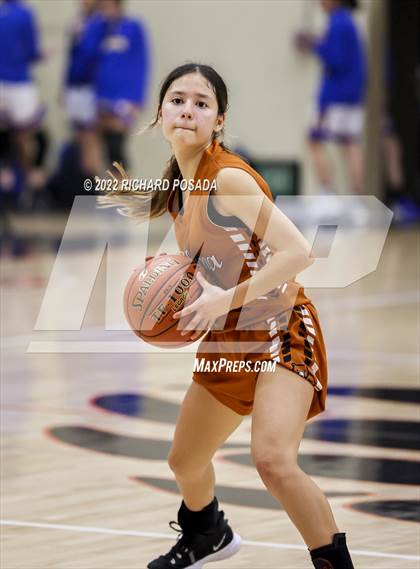 Thumbnail 2 in Tulare Union @ Selma photogallery.