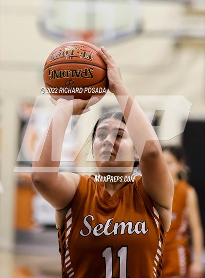 Thumbnail 1 in Tulare Union @ Selma photogallery.