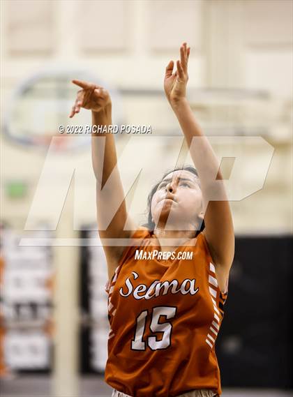 Thumbnail 1 in Tulare Union @ Selma photogallery.
