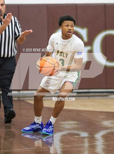 null - Photo 01
