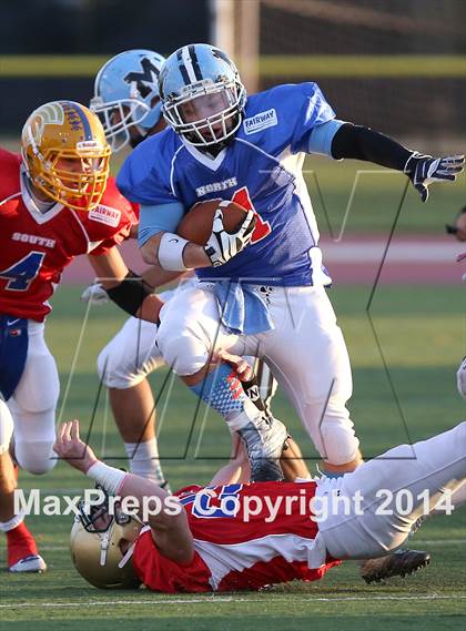 Thumbnail 2 in Bergen County All-Star Football Game (North vs. South)  photogallery.