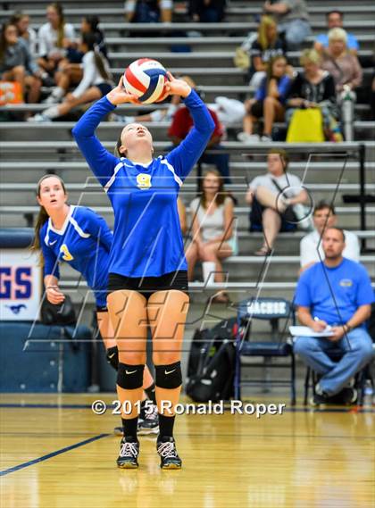 Thumbnail 1 in Rains vs. Lakeview Centennial photogallery.