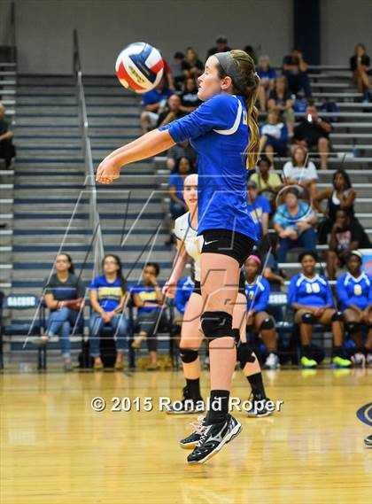 Thumbnail 3 in Rains vs. Lakeview Centennial photogallery.