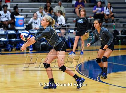 Thumbnail 1 in Rains vs. Lakeview Centennial photogallery.