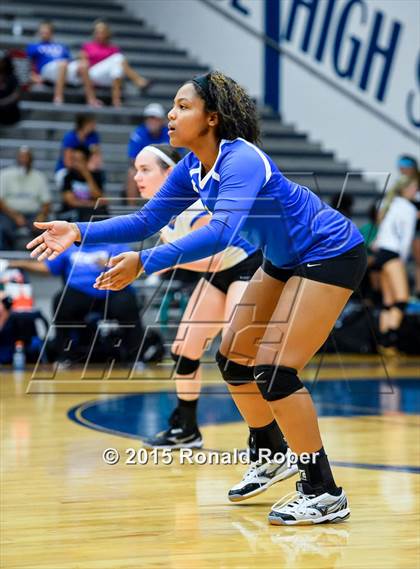 Thumbnail 1 in Rains vs. Lakeview Centennial photogallery.