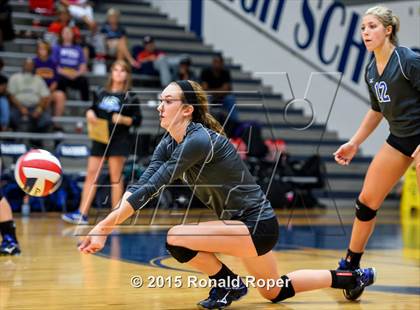 Thumbnail 2 in Rains vs. Lakeview Centennial photogallery.