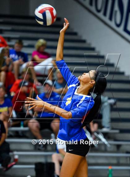 Thumbnail 2 in Rains vs. Lakeview Centennial photogallery.