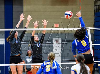 Thumbnail 1 in Rains vs. Lakeview Centennial photogallery.