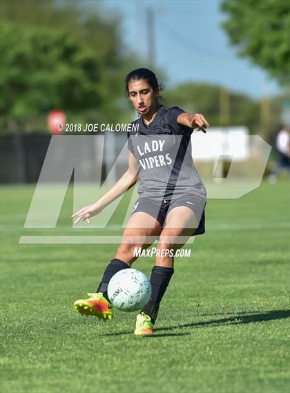 Thumbnail 2 in Vandegrift vs Reagan [Ronald] (Class 6A Region 4 Bi District) photogallery.