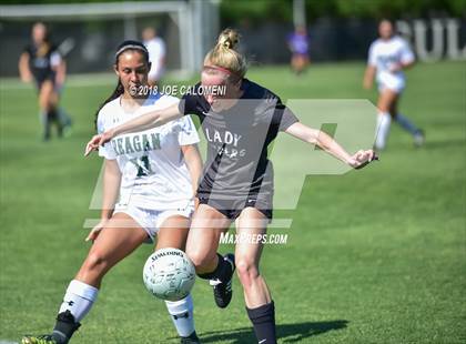Thumbnail 1 in Vandegrift vs Reagan [Ronald] (Class 6A Region 4 Bi District) photogallery.