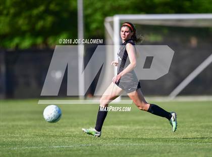 Thumbnail 3 in Vandegrift vs Reagan [Ronald] (Class 6A Region 4 Bi District) photogallery.