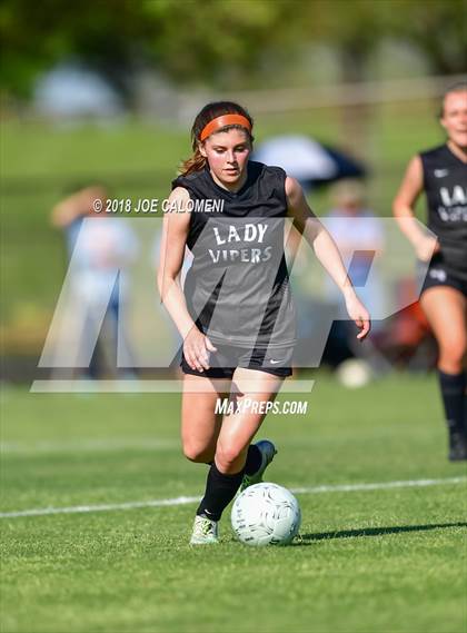 Thumbnail 3 in Vandegrift vs Reagan [Ronald] (Class 6A Region 4 Bi District) photogallery.