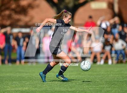 Thumbnail 3 in Vandegrift vs Reagan [Ronald] (Class 6A Region 4 Bi District) photogallery.