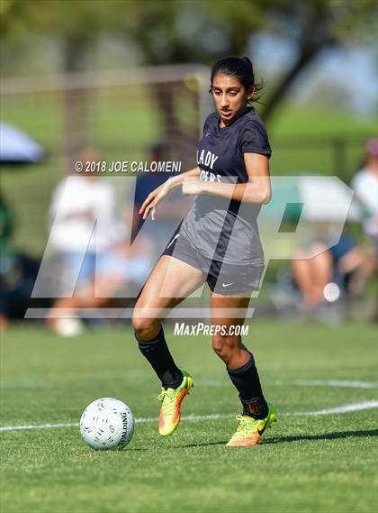 Thumbnail 2 in Vandegrift vs Reagan [Ronald] (Class 6A Region 4 Bi District) photogallery.