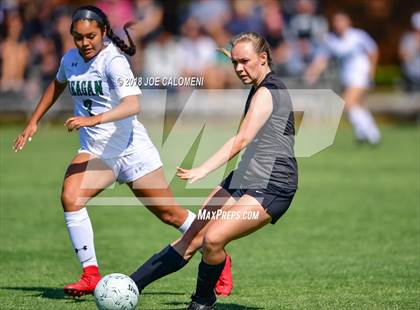 Thumbnail 2 in Vandegrift vs Reagan [Ronald] (Class 6A Region 4 Bi District) photogallery.