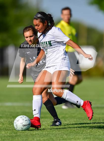 Thumbnail 2 in Vandegrift vs Reagan [Ronald] (Class 6A Region 4 Bi District) photogallery.