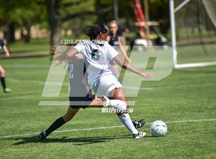 Thumbnail 3 in Vandegrift vs Reagan [Ronald] (Class 6A Region 4 Bi District) photogallery.