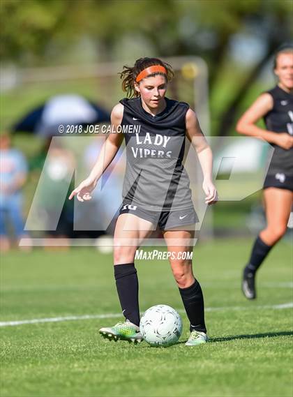 Thumbnail 3 in Vandegrift vs Reagan [Ronald] (Class 6A Region 4 Bi District) photogallery.