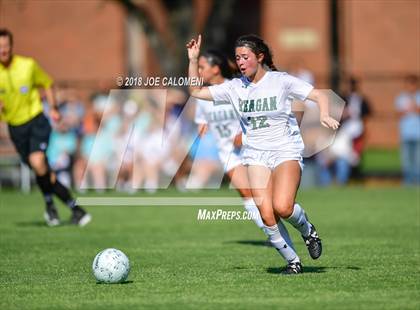 Thumbnail 2 in Vandegrift vs Reagan [Ronald] (Class 6A Region 4 Bi District) photogallery.