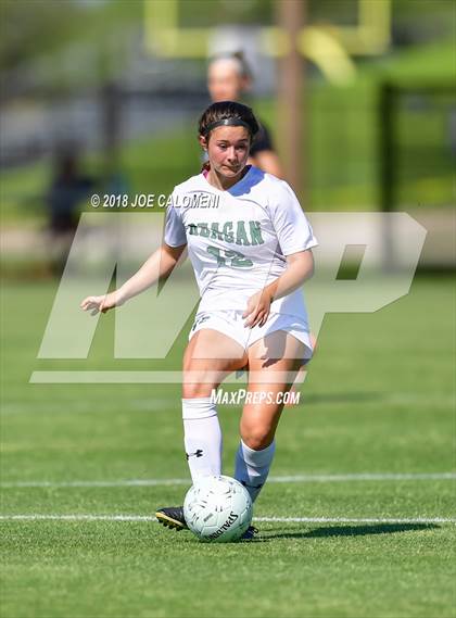 Thumbnail 3 in Vandegrift vs Reagan [Ronald] (Class 6A Region 4 Bi District) photogallery.