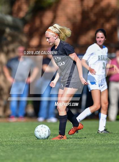 Thumbnail 3 in Vandegrift vs Reagan [Ronald] (Class 6A Region 4 Bi District) photogallery.