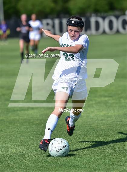 Thumbnail 3 in Vandegrift vs Reagan [Ronald] (Class 6A Region 4 Bi District) photogallery.