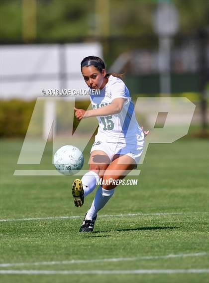 Thumbnail 3 in Vandegrift vs Reagan [Ronald] (Class 6A Region 4 Bi District) photogallery.