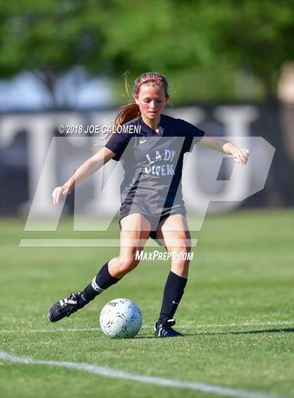 Thumbnail 3 in Vandegrift vs Reagan [Ronald] (Class 6A Region 4 Bi District) photogallery.