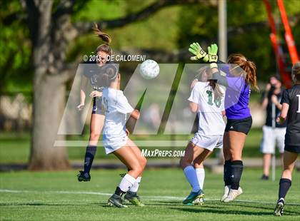Thumbnail 2 in Vandegrift vs Reagan [Ronald] (Class 6A Region 4 Bi District) photogallery.