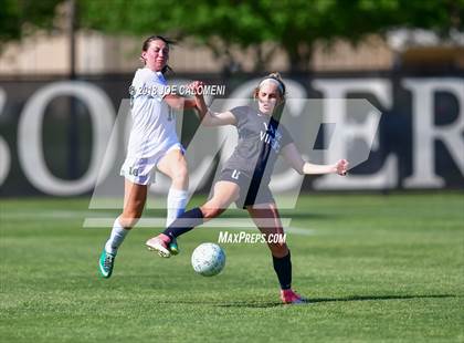 Thumbnail 3 in Vandegrift vs Reagan [Ronald] (Class 6A Region 4 Bi District) photogallery.
