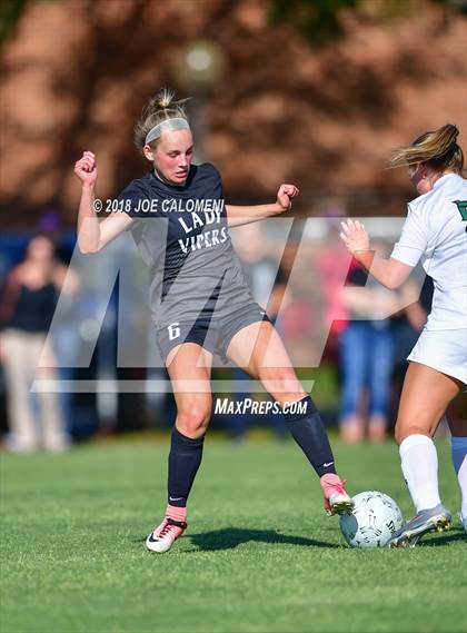 Thumbnail 3 in Vandegrift vs Reagan [Ronald] (Class 6A Region 4 Bi District) photogallery.