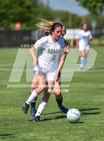 Thumbnail 3 in Vandegrift vs Reagan [Ronald] (Class 6A Region 4 Bi District) photogallery.